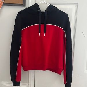 H&M: red/black hoddie